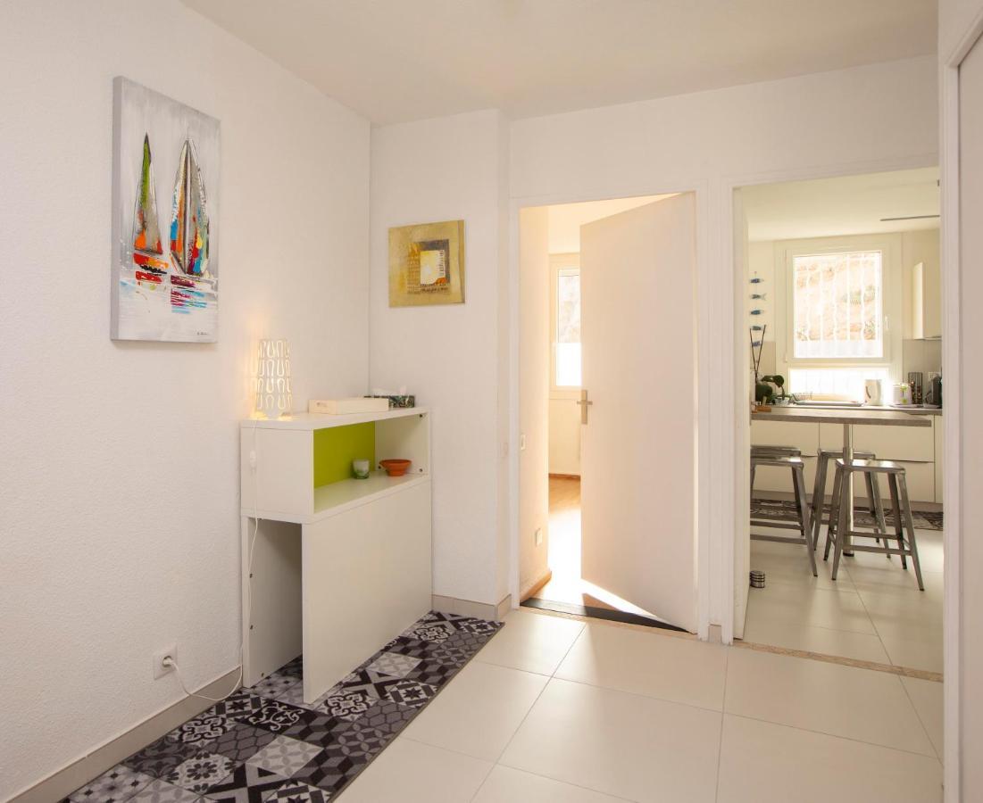 Appartement T3 Traversant Residence Standing Garage Et Piscine Exterieure Gratuits Sete Luaran gambar