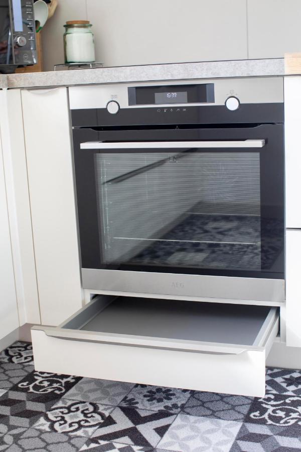 Appartement T3 Traversant Residence Standing Garage Et Piscine Exterieure Gratuits Sete Luaran gambar