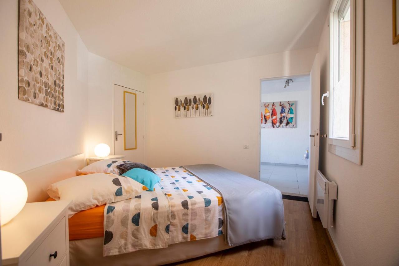 Appartement T3 Traversant Residence Standing Garage Et Piscine Exterieure Gratuits Sete Luaran gambar